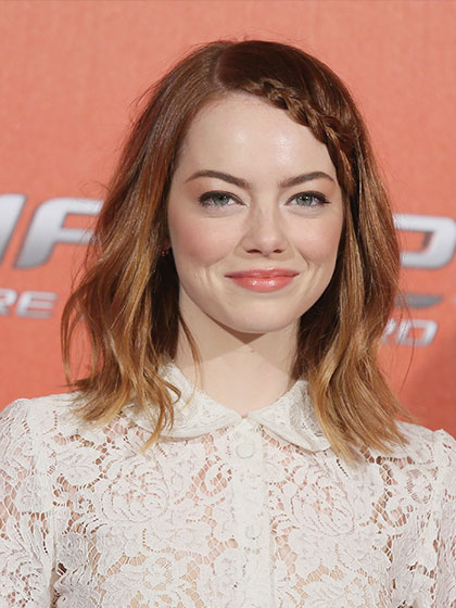 emma-stone-spider-man-red-carpet-06.jpg